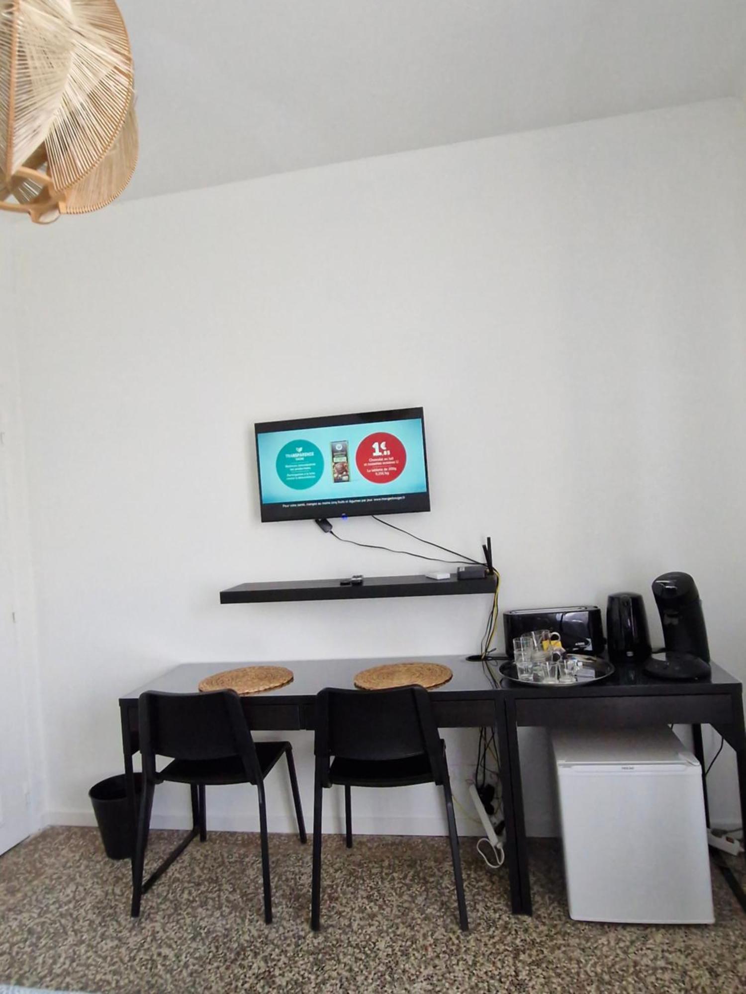 Chambre Sommieres Bagian luar foto